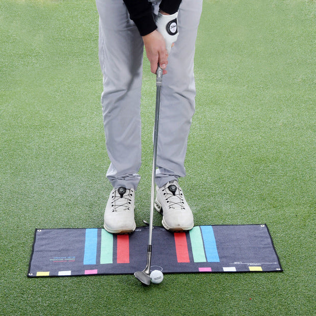 🏌️Stance Alignment Towel – Master Ball Position for Every Club