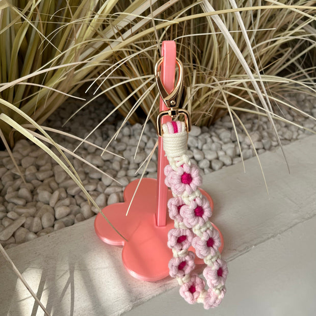 🌸 Flower-Shaped Yarn Spinner – Eco-Friendly Crochet Companion