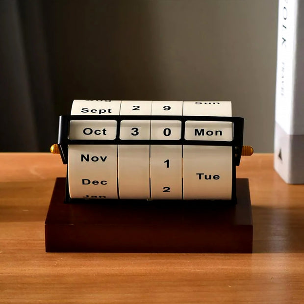 Vintage Charm on Your Desk – Rotating Wooden Perpetual Calendar Wheel