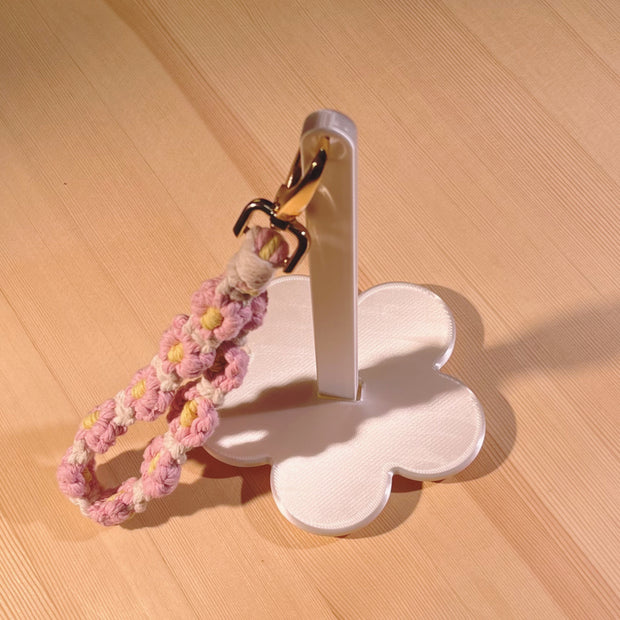 🌸 Flower-Shaped Yarn Spinner – Eco-Friendly Crochet Companion