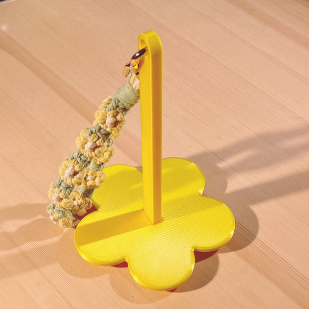 🌸 Flower-Shaped Yarn Spinner – Eco-Friendly Crochet Companion
